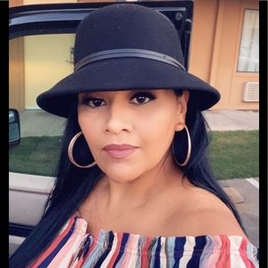 Meet your Posher, Elsa